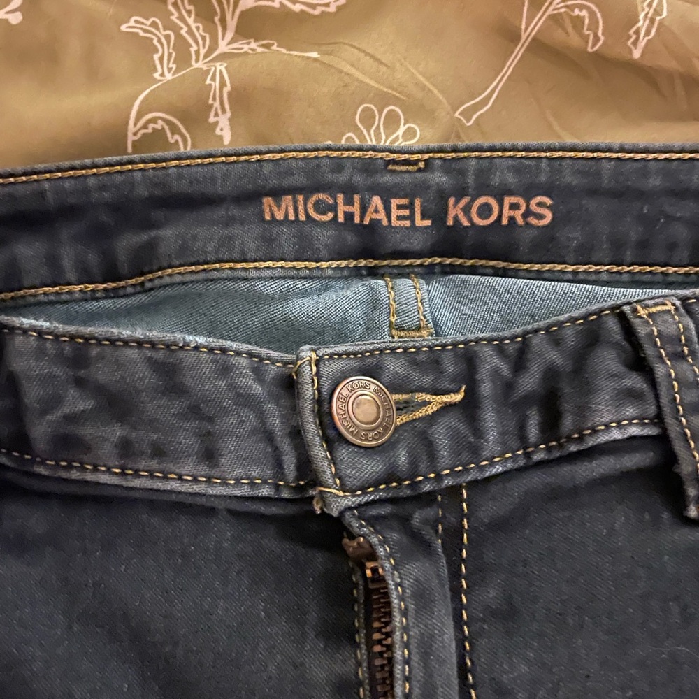 Michael Kors women’s blue skinny jeans size 8.